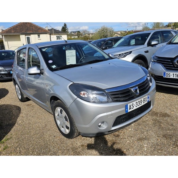 Dacia Sandero 1.4 MPI 75 essence et GPL eco2